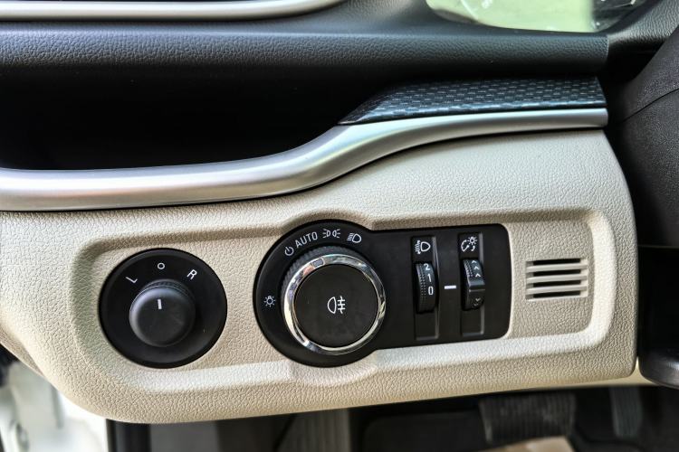 Used Buick GT 2019 15T Dual-Clutch Connected Elite Model China VI
