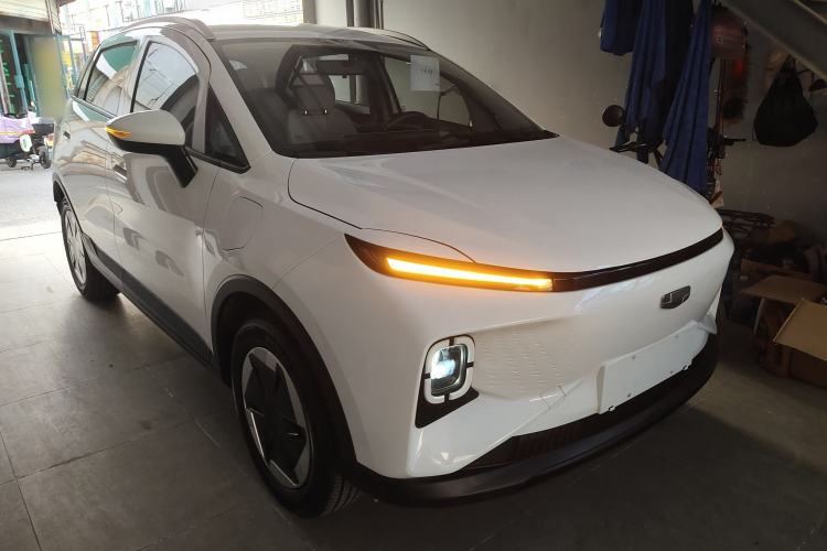 Used Geometry E Firefly 2024 301km Flowing Light
