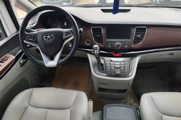 Used  Refine M5 2017 2.0T Gasoline Automatic Prestige Edition
