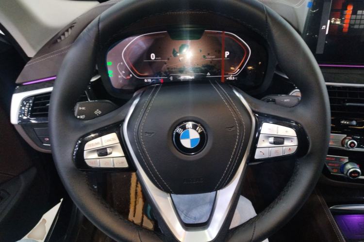 Used BMW 5 Series 2022 525Li Luxury Package
