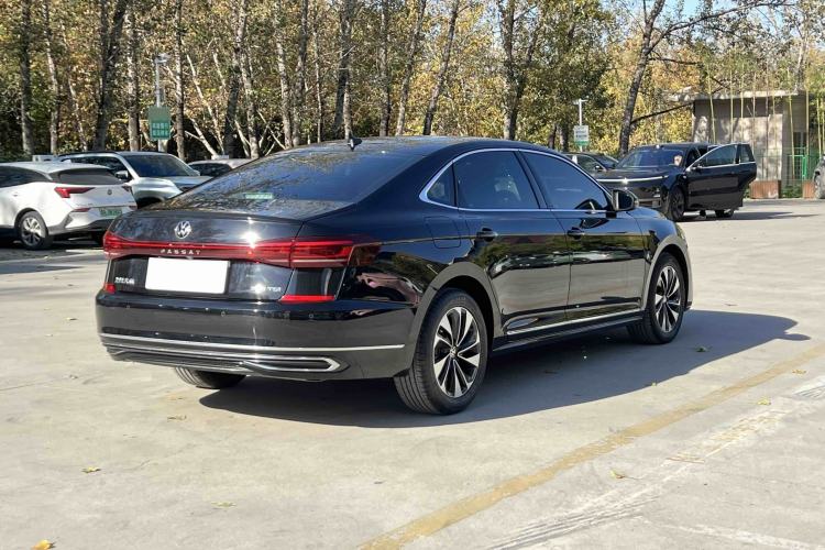 Used Volkswagen Passat 2022 330TSI Starry Elite Edition
