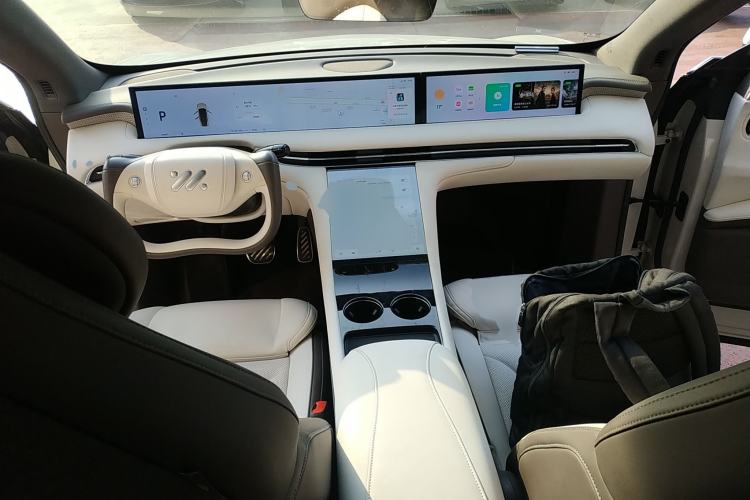 Used  LS7 2023 90 kWh Elite Rear-Drive Version