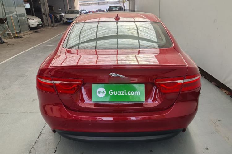 Used Jaguar XE 2015 2.0T 200 PS R-Sport
