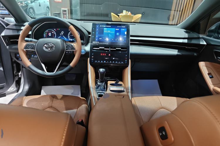 Used Toyota Avalon 2022 Dual-Engine 2.5L XLE Premium Edition
