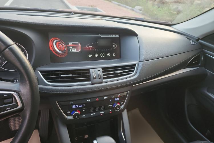 Used BORGWARD BX7 2018 28T Front-Wheel Drive Quality Enjoyment Version 5 Seats China VI Emission Standard
