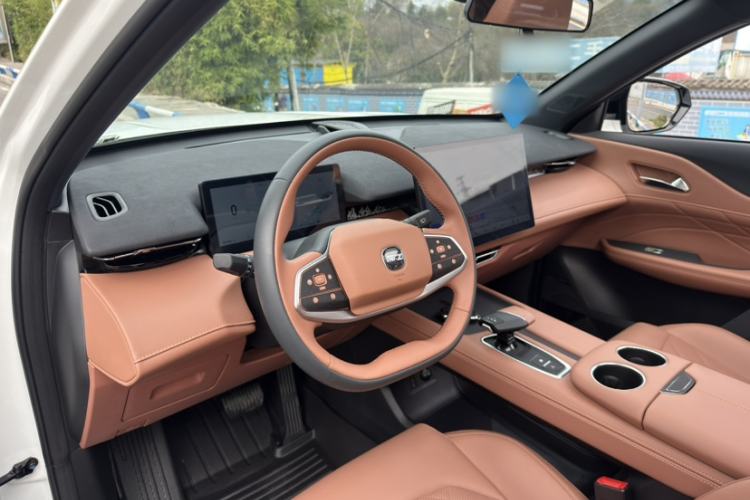 Used Changan UNI-Z New Energy 2024 Blue Whale Smart Electric iDD 125km Excellence Model
