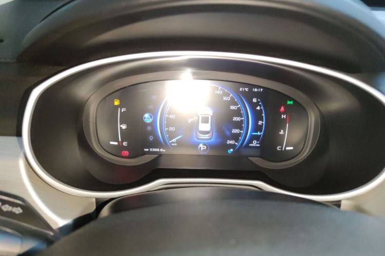 Used Geely Auto Emgrand X7 Sport 2020 1.8TD DCT Two-Wheel Drive Smart Connect 4G-Enabled Version
