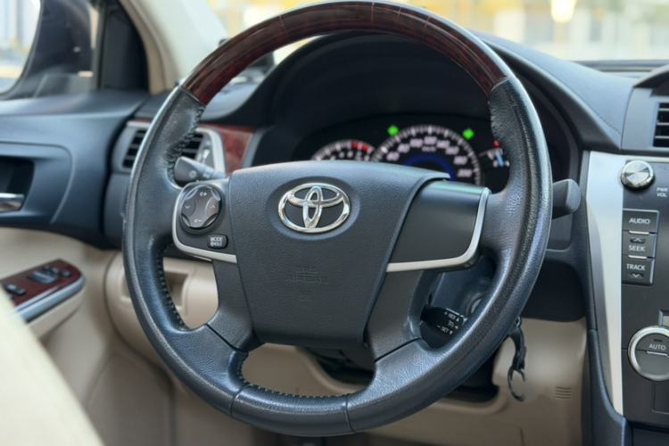 Used Toyota Camry 2013 2.0G Comfort Edition
