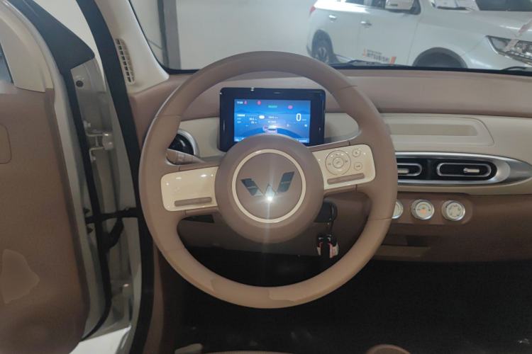 Used Wuling Hongguang MINIEV 2025 Four-Door Version Premium Edition
