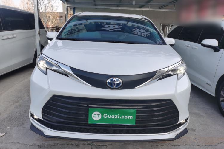 Used Toyota Sienna 2023 2.5L Hybrid Comfort Edition