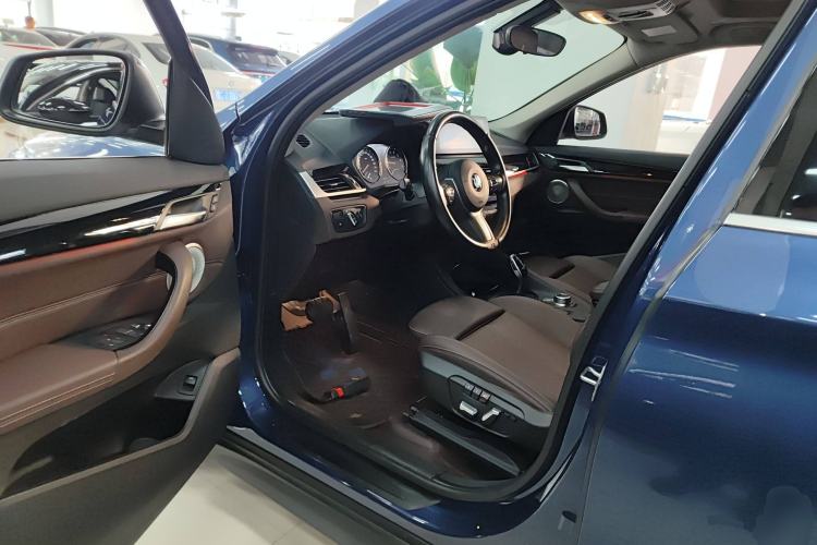 Used BMW X1 2021 Restyled sDrive25Li Leading Edition
