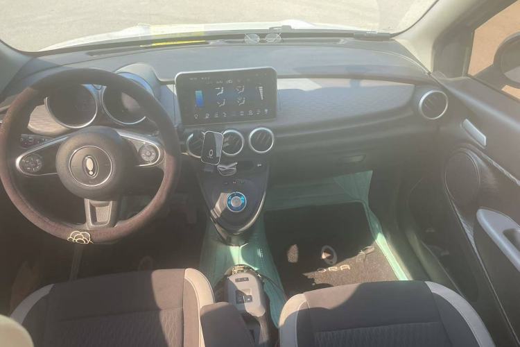 Used ORA Black Cat 2022 Updated Version 301 km Cute Pet Edition Lithium Iron Phosphate
