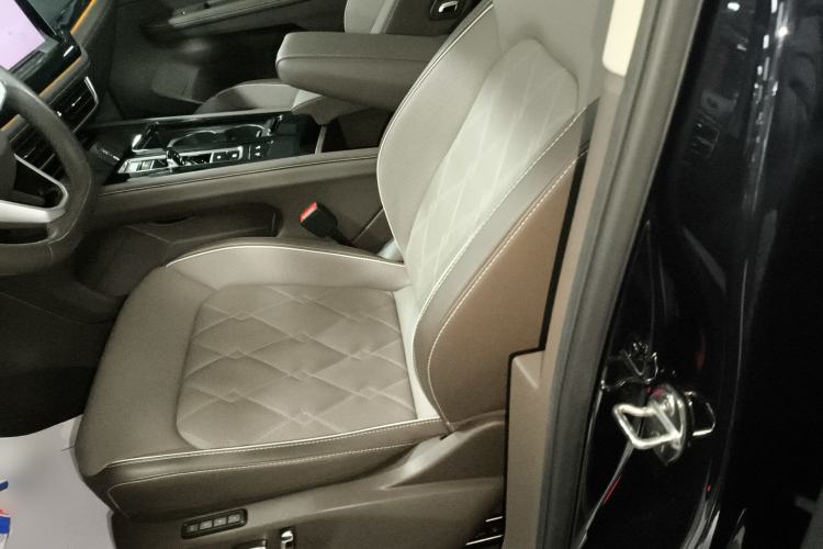 Used Volkswagen Viloran 2022 380TSI Prestige Edition
