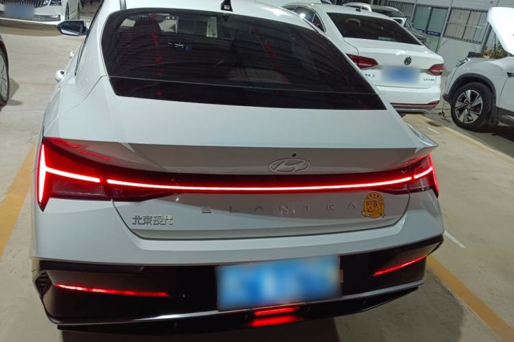 Used Hyundai Elantra 2023 1.5L CVT LUX Prestige Edition
