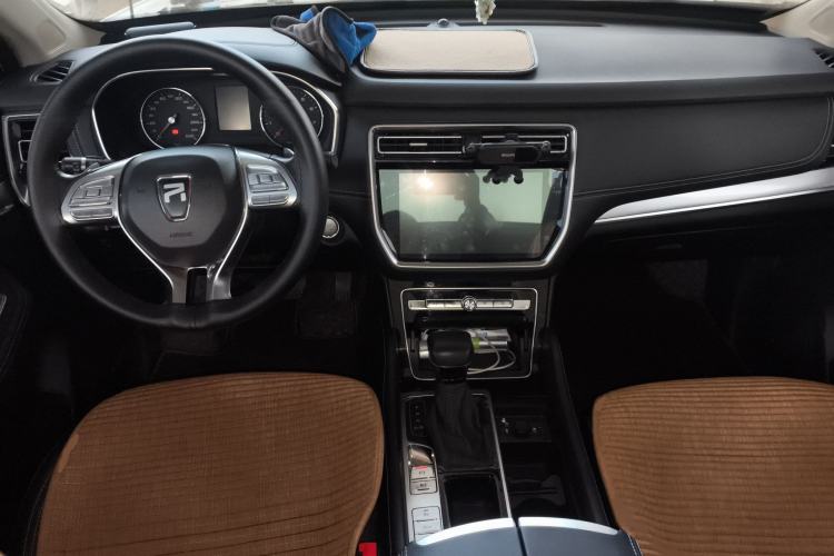 Used Roewe RX8 2019 30T Two-Wheel Drive Supreme Flagship Edition
