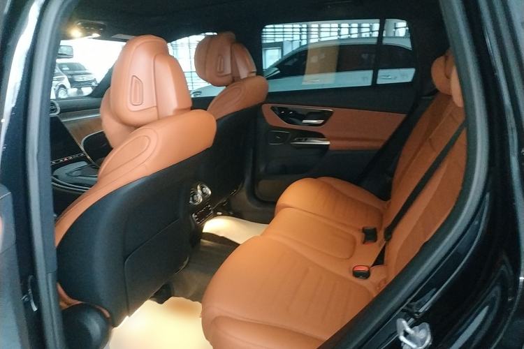 Used Mercedes-Benz GLC 2024 GLC 300 L 4MATIC Dynamic Edition 5-seater
