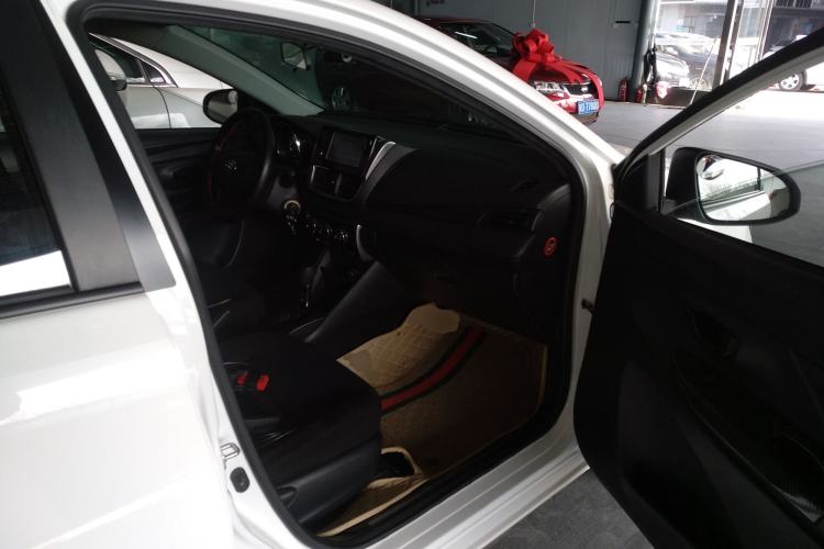 Used Toyota YARiS L 2016 Revised 1.5E CVT Charming Edition
