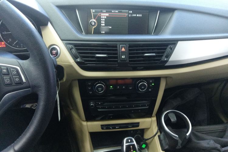 Used BMW X1 2014 sDrive18i Leading Model
