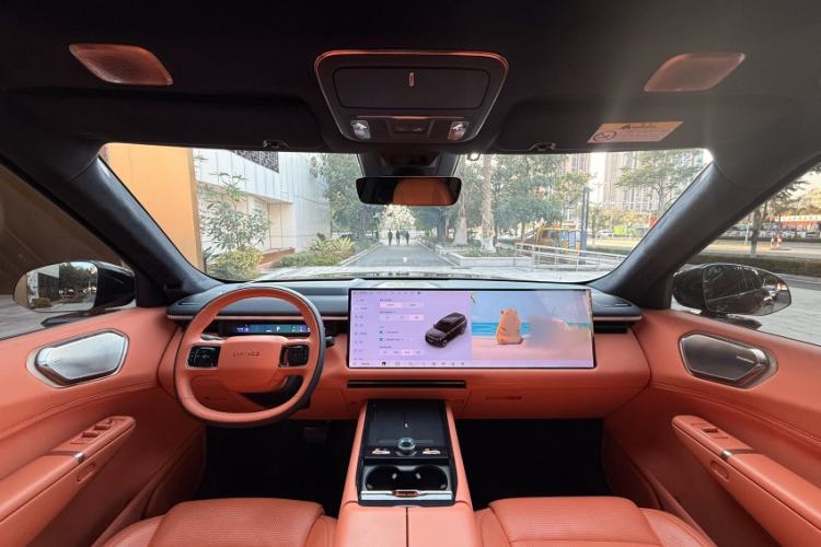 Used Lynk & Co 900 2025 1.5T Ultra
