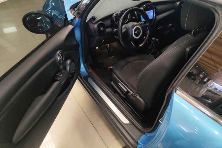 Used  MINI 2014 1.2T ONE
