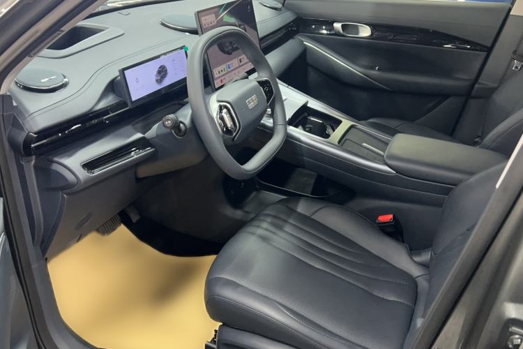 Used  E5 2024 530km Starship Edition