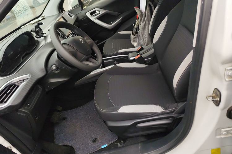 Used Peugeot 2008 2014 1.6L Automatic Trend Edition
