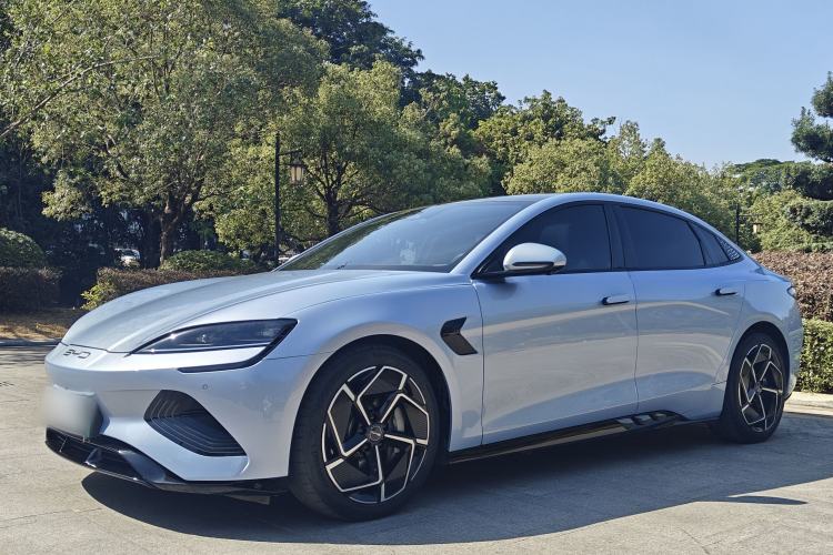 Used BYD Seal 2022 700 km Long-Range Rear-Wheel-Drive Version