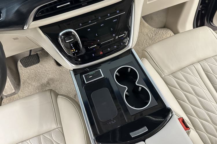 Used Buick GL8 2020 Avenir Avia Six-Seat Deluxe Edition