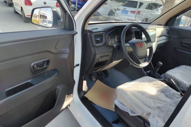 Used Wuling Hongguang V 2022 1.5L Jingqu Edition Electric-Assist LAR