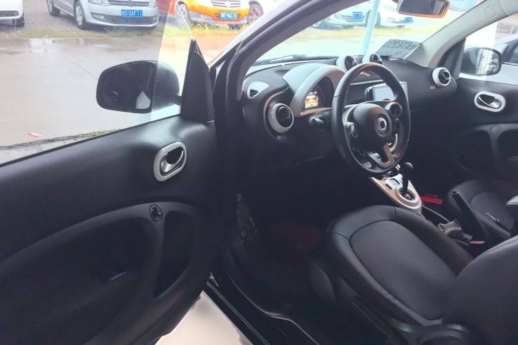 Used  fortwo 2018 1.0L 52kW Hardtop Passion Edition China V Standard
