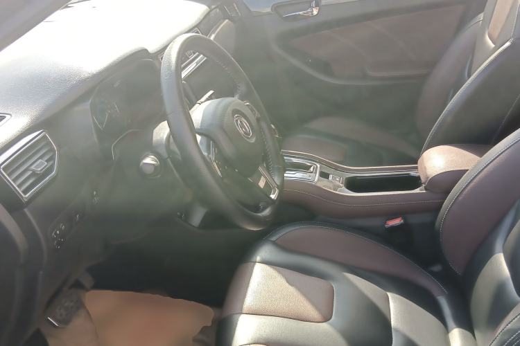 Used Dongfeng Fengon 580 2016 Revised Version 1.5T CVT Luxury Edition