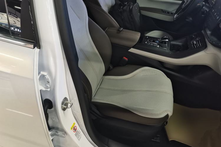 Used BYD Qin PLUS 2023 Champion Edition DM-i 55KM Leading Model
