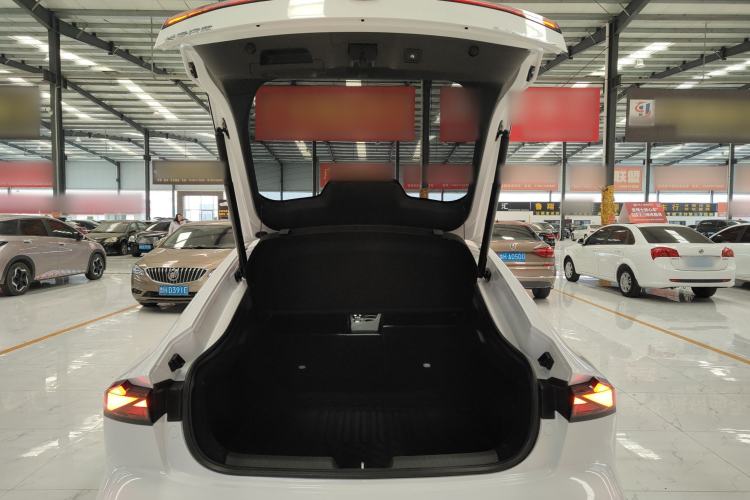 Used Changan UNI-V 2022 1.5T Smart Navigation Version