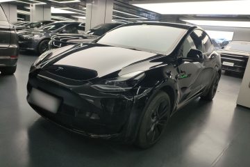 Used Tesla Model Y 2023 Rear-Wheel-Drive Version