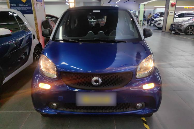 Used  fortwo 2018 1.0L 52kW Hardtop Dynamic Version China V
