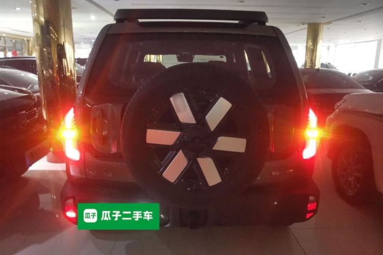 Used  G318 2024 Four-Wheel-Drive Air Suspension Model