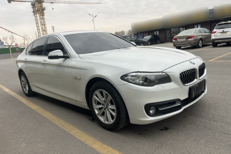 Used BMW 5 Series 2014 520Li Elegant Model
