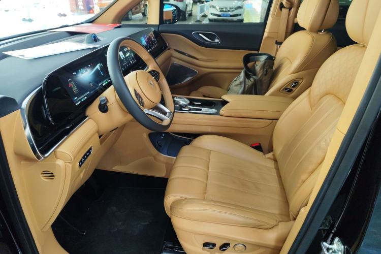 Used VOYAH Dream 2024 PHEV Extended-Range Premium Edition