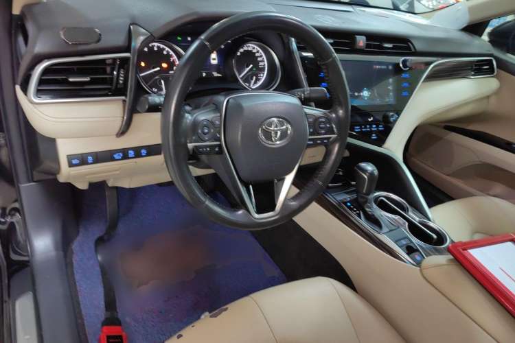 Used Toyota Camry 2019 2.0G Luxury Edition China VI Standard

