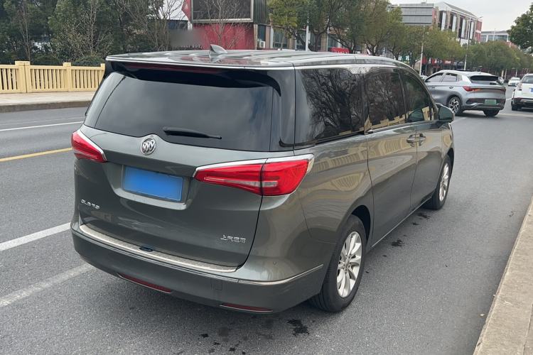 Used Buick GL8 2017 ES 28T Comfort Model China V Standard
