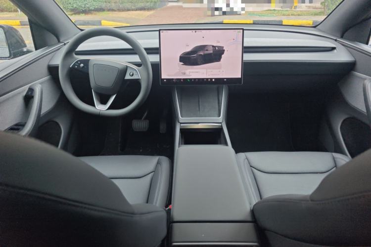 Used Tesla Model Y 2026 Rear-Drive Model