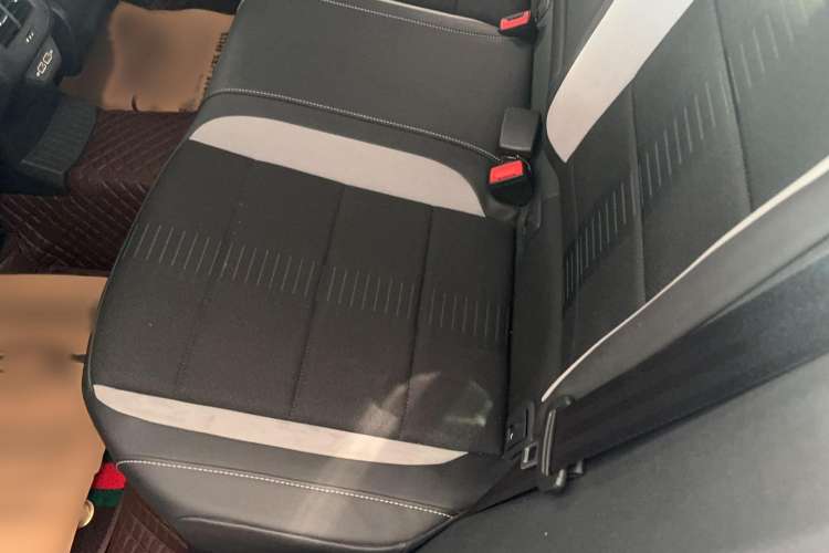 Used Volkswagen T-ROC 2019 280TSI DSG Two-Wheel Drive Advanced Version China VI Standard
