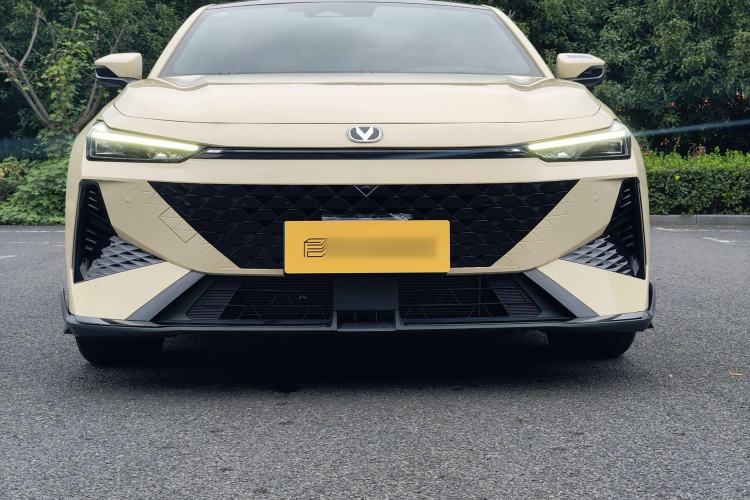 Used Changan UNI-V 2024 1.5T Prestige Sport Edition
