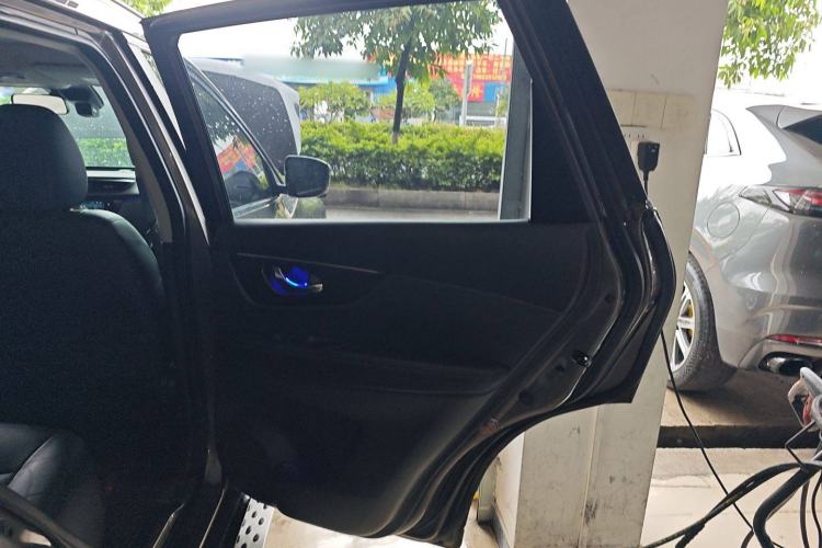 Used Nissan X-Trail 2019 2.0L CVT Smart Connect Comfort Edition 2WD
