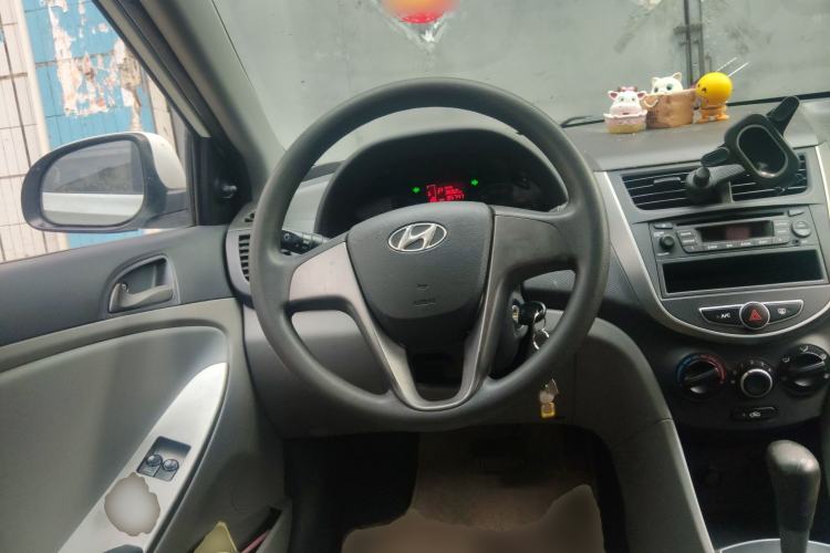 Used Hyundai Verna (older generation) 2014 1.4L Automatic Fashion GS Model