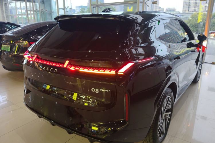 Used Lynk & Co 08 EM-P 2025 245km Ultra-Long Range Halo