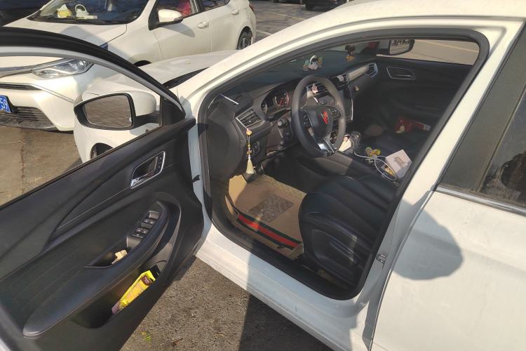 Used Roewe i5 2019 1.5L Automatic 4G Connected Langhao Edition