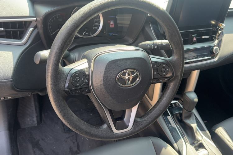 Used Toyota FRONTLANDER 2022 2.0L CVT Leading Edition
