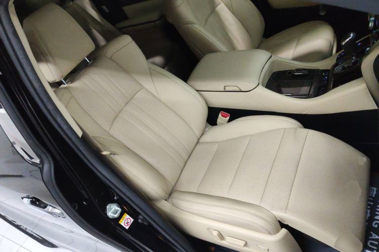 Used Toyota Vellfire 2019 Dual-Engine 2.5L HV Prestige Edition
