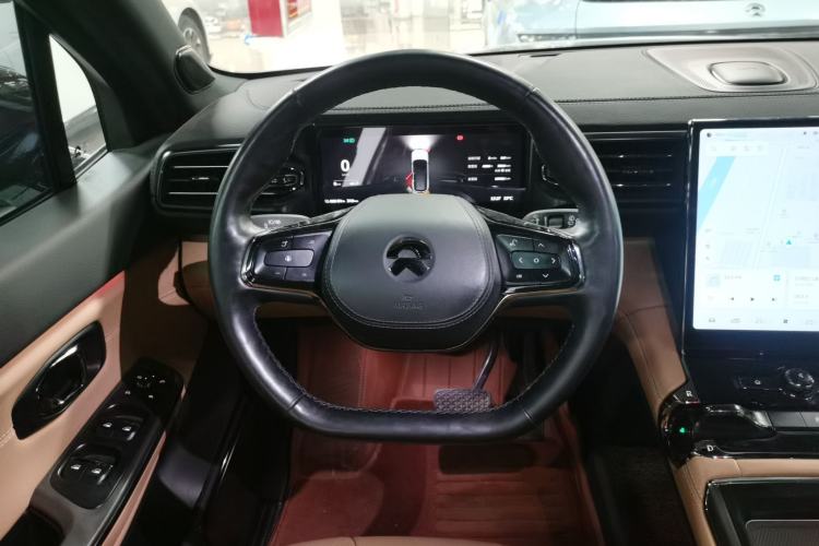 Used Nio ES8 2020 415 km Range 6-Seater Version
